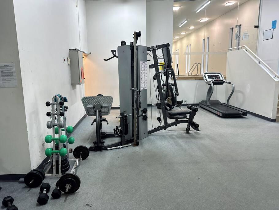 Stunning 3 Bd - 2 Bth City Apt - Pool & Carpark Окленд Экстерьер фото