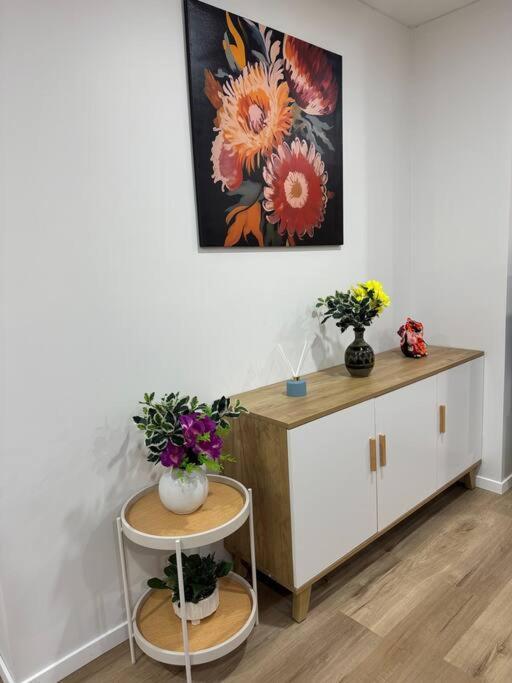 Stunning 3 Bd - 2 Bth City Apt - Pool & Carpark Окленд Экстерьер фото