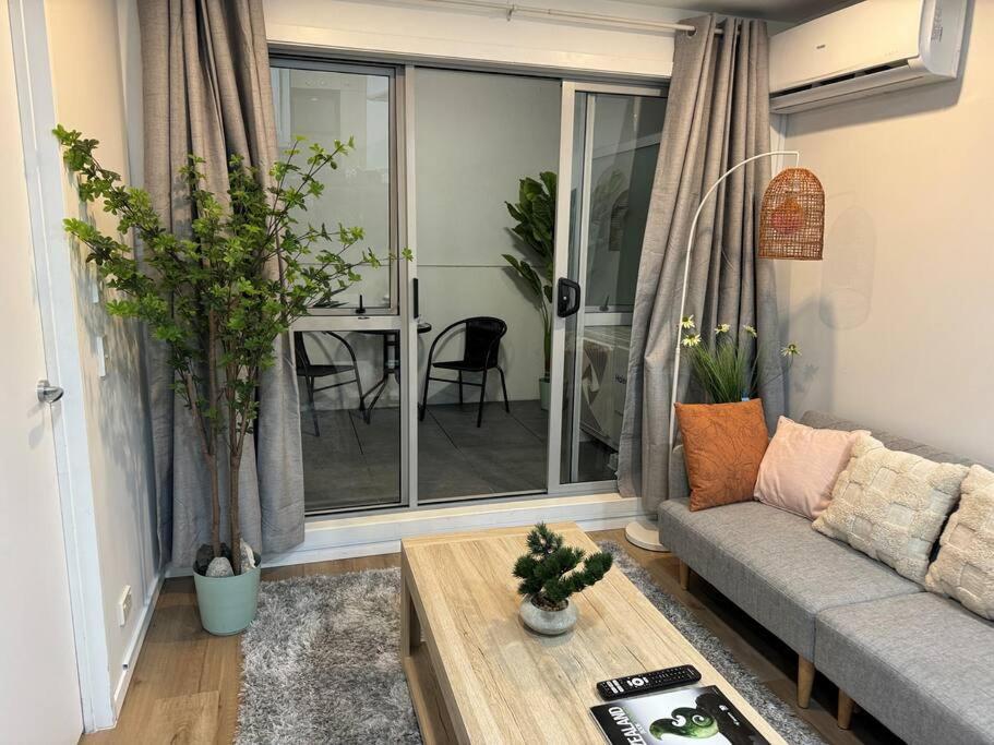 Stunning 3 Bd - 2 Bth City Apt - Pool & Carpark Окленд Экстерьер фото
